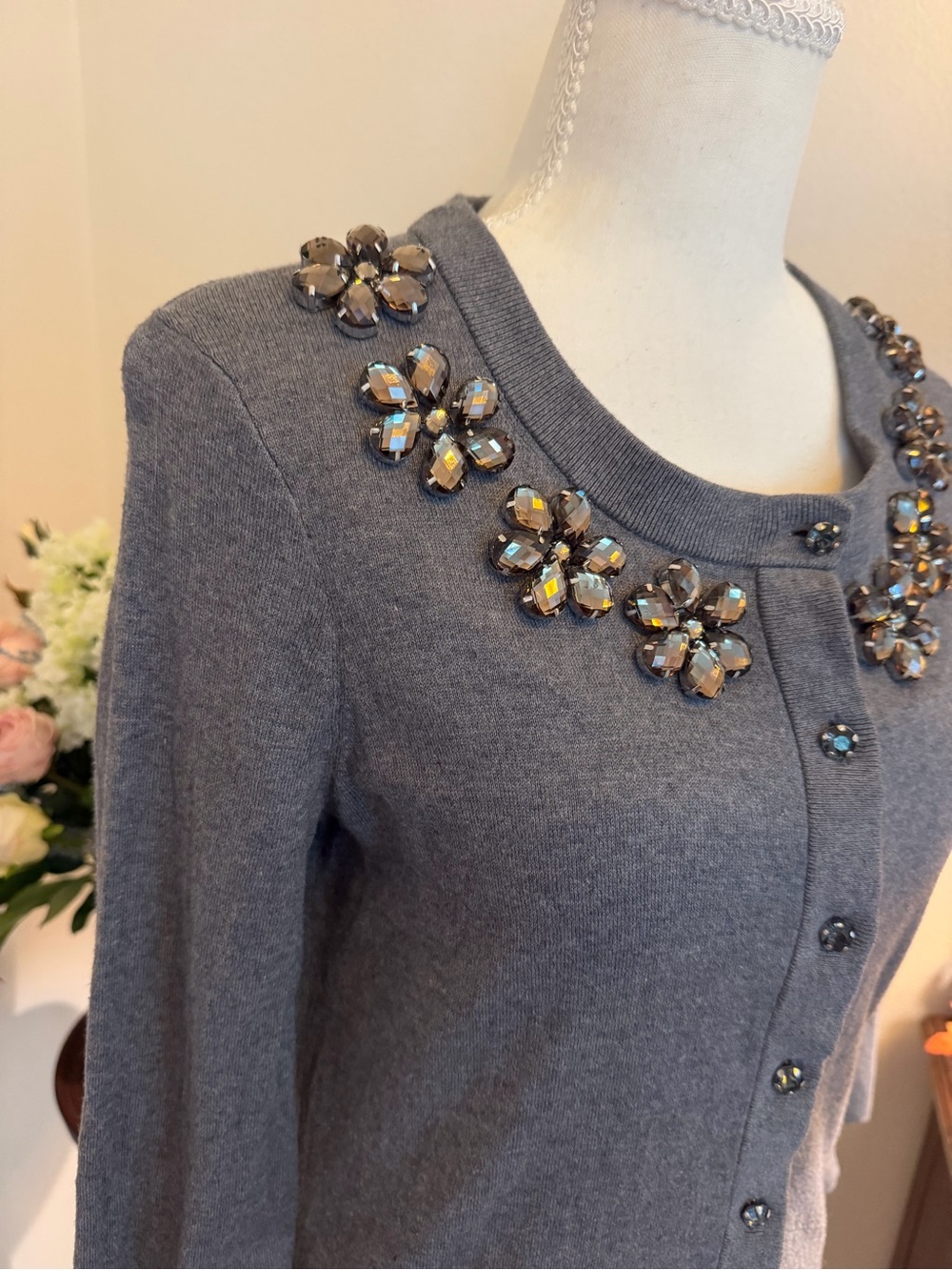 Kate Spade ♠️ Gray Jeweled Floral Cardigan Leni Cashmere Silk Blend Classy